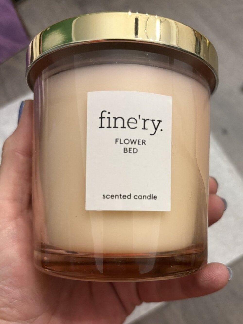 Fine'ry Candle 7oz. Flower bed scent. NEW